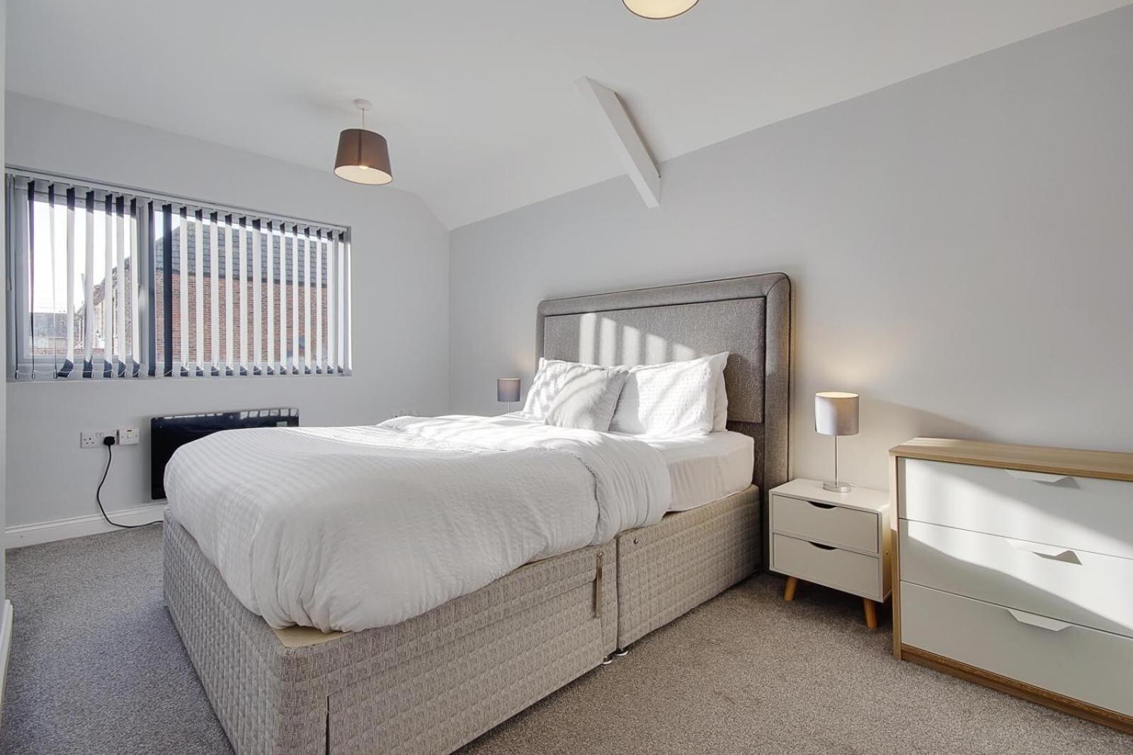 Ashley Road Apartments Poole Exteriér fotografie